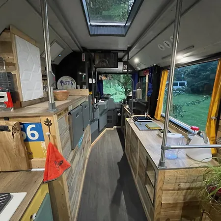 Kemping Terminusbus Crevecoeur-le-Grand