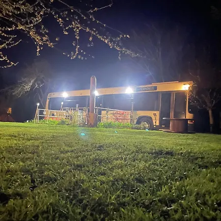 Terminusbus Camping