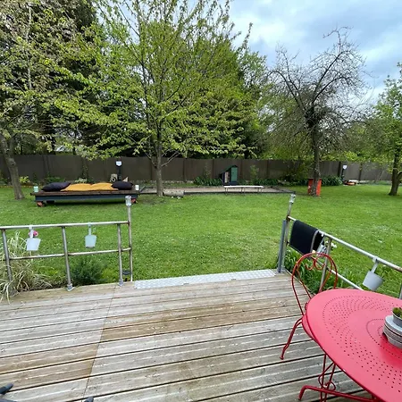 Terminusbus Camping Crevecoeur-le-Grand