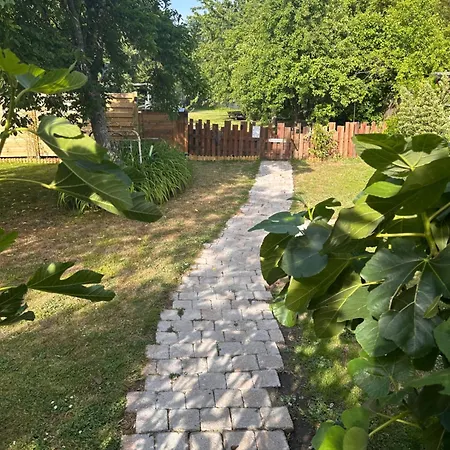 Camping Terminusbus Crevecoeur-le-Grand