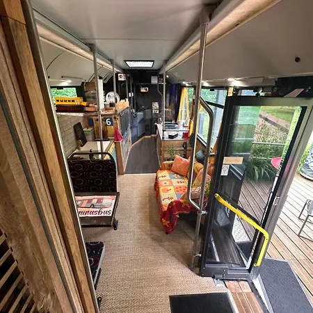 Terminusbus Crevecoeur-le-Grand