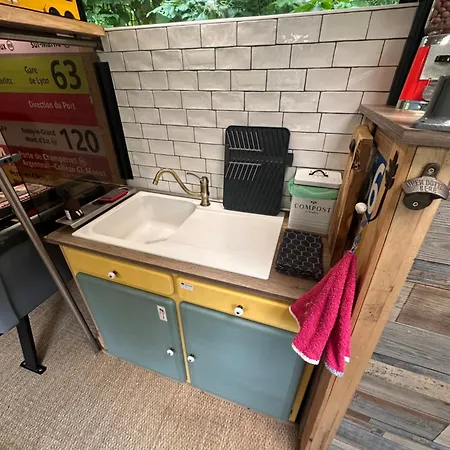 Terminusbus * Crevecoeur-le-Grand