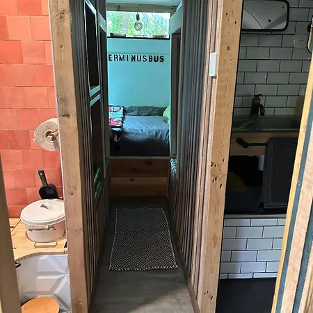 Terminusbus Kemping Crevecoeur-le-Grand